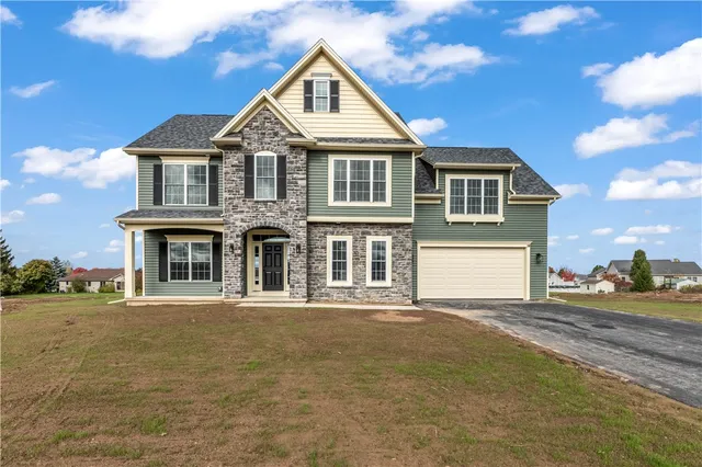 $575,000 | 14 Via Angelo Custode Parma Ny 14468, Parma, NY 14468