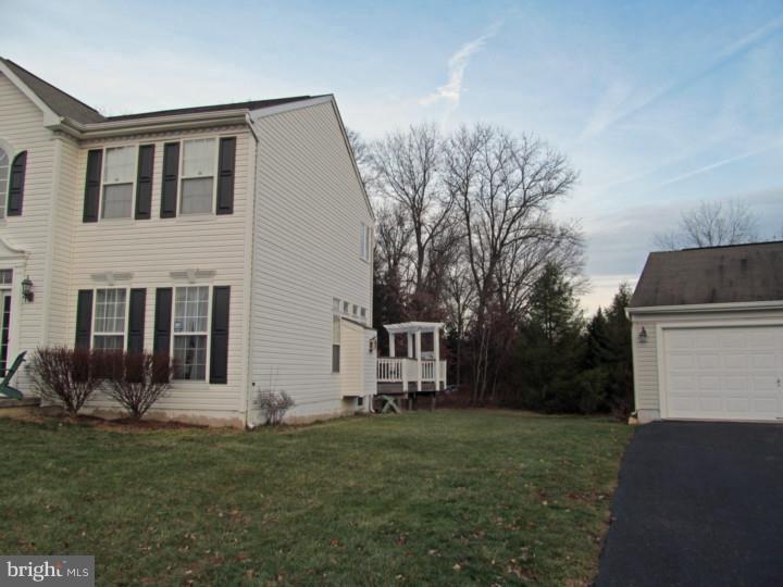 414 Winding Stream Road Spring City, PA 19475 - Photo 4 of 14 Exterior Side