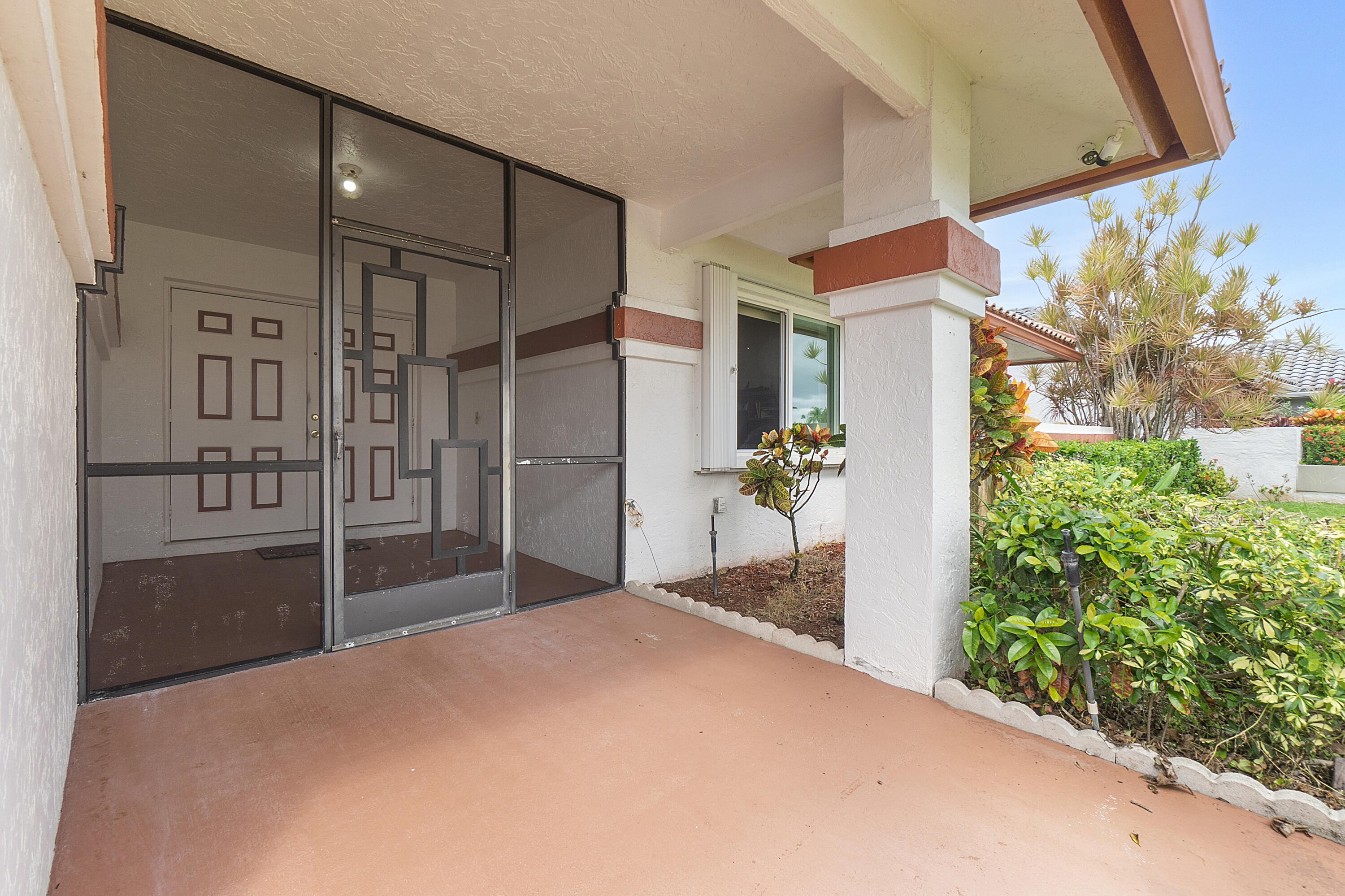 9524 El Clair Ranch Road Boynton Beach, FL 33437 - Photo 5 of 56 9524_El_Clair_Ranch_Rd_51