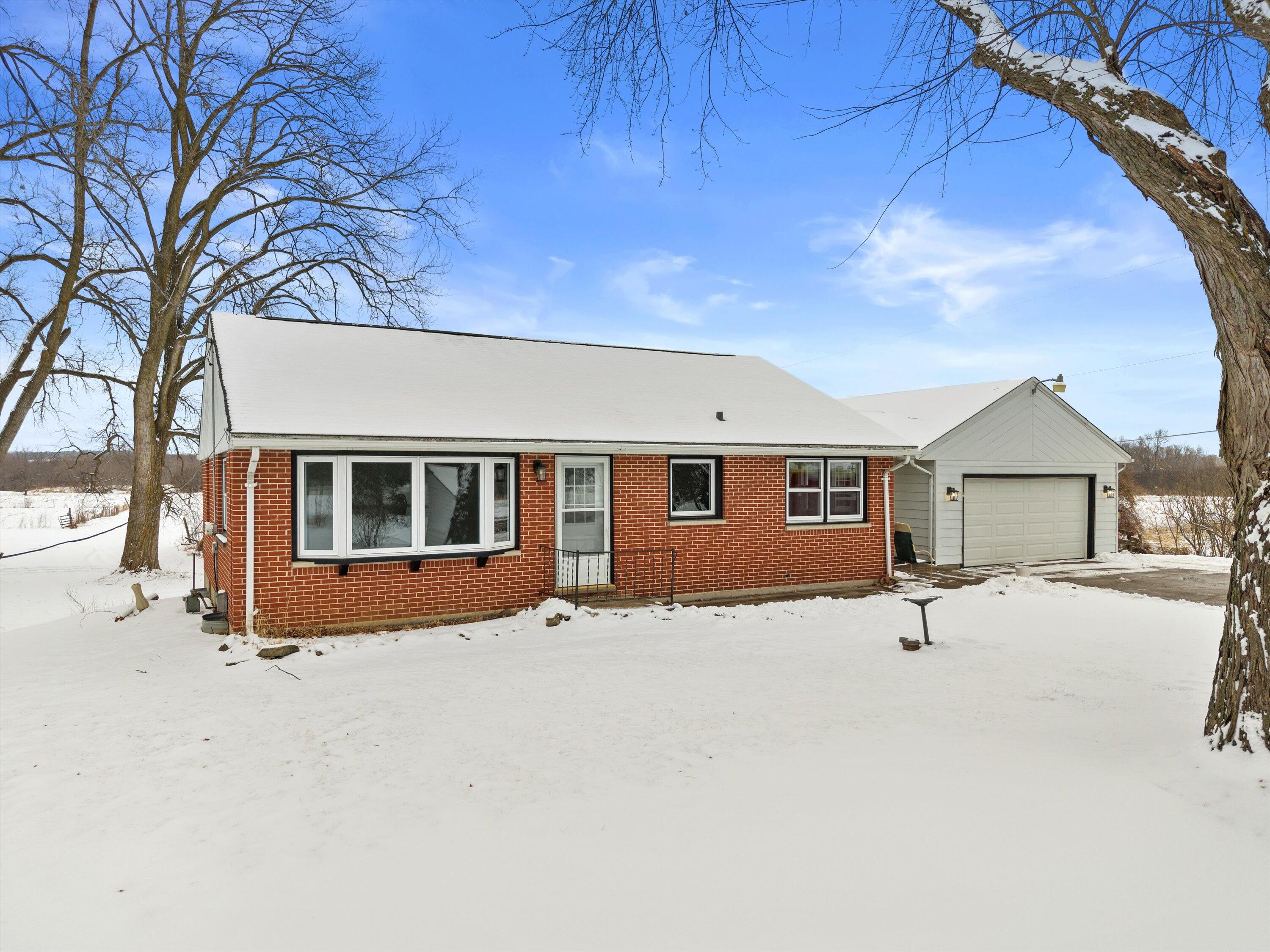 S46-w29780 Genesee Road Waukesha, WI 53189 - Photo 17 of 53 16-DJI_20260206102255_0355_D