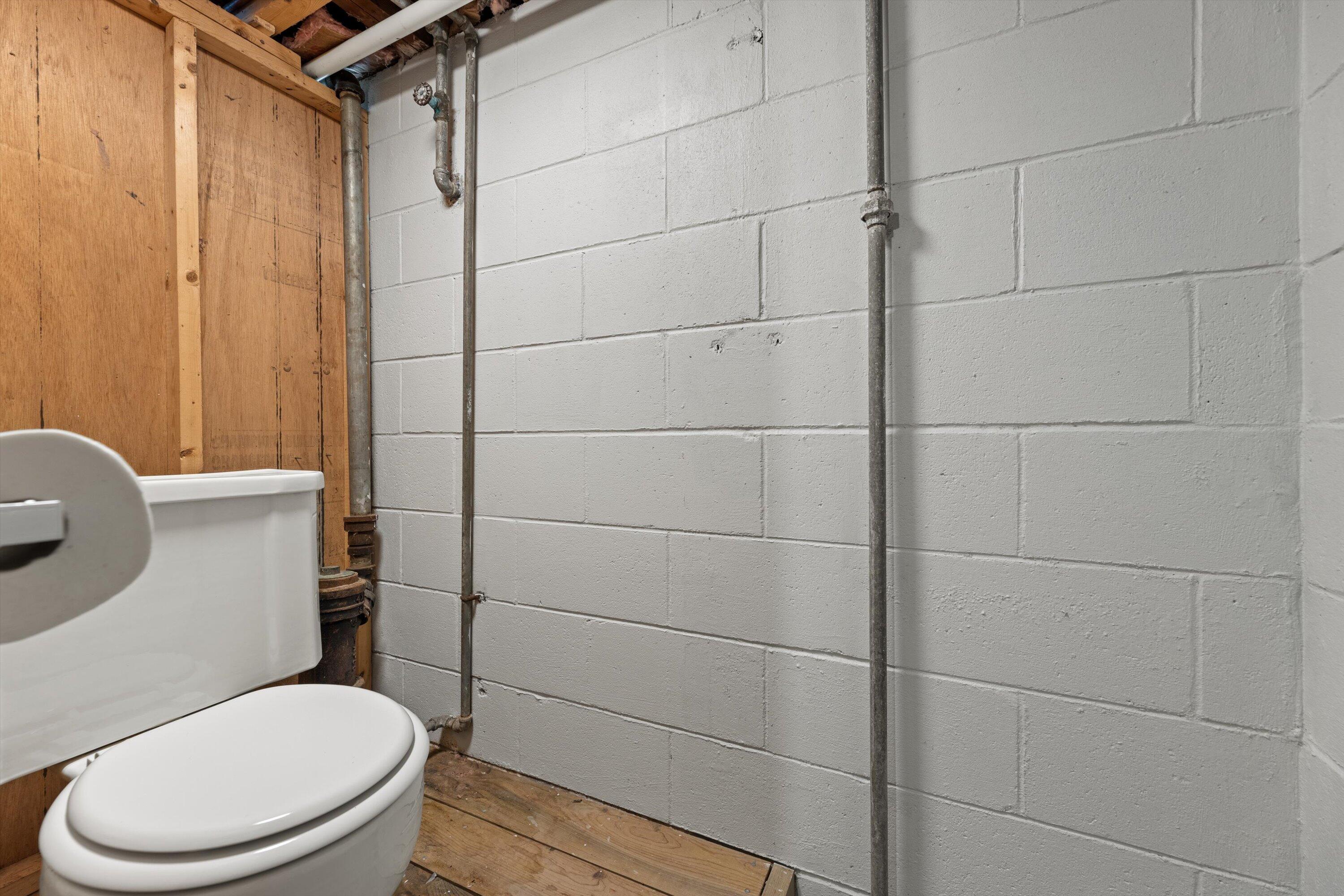 S46-w29780 Genesee Road Waukesha, WI 53189 - Photo 26 of 53 26-IMG_0103