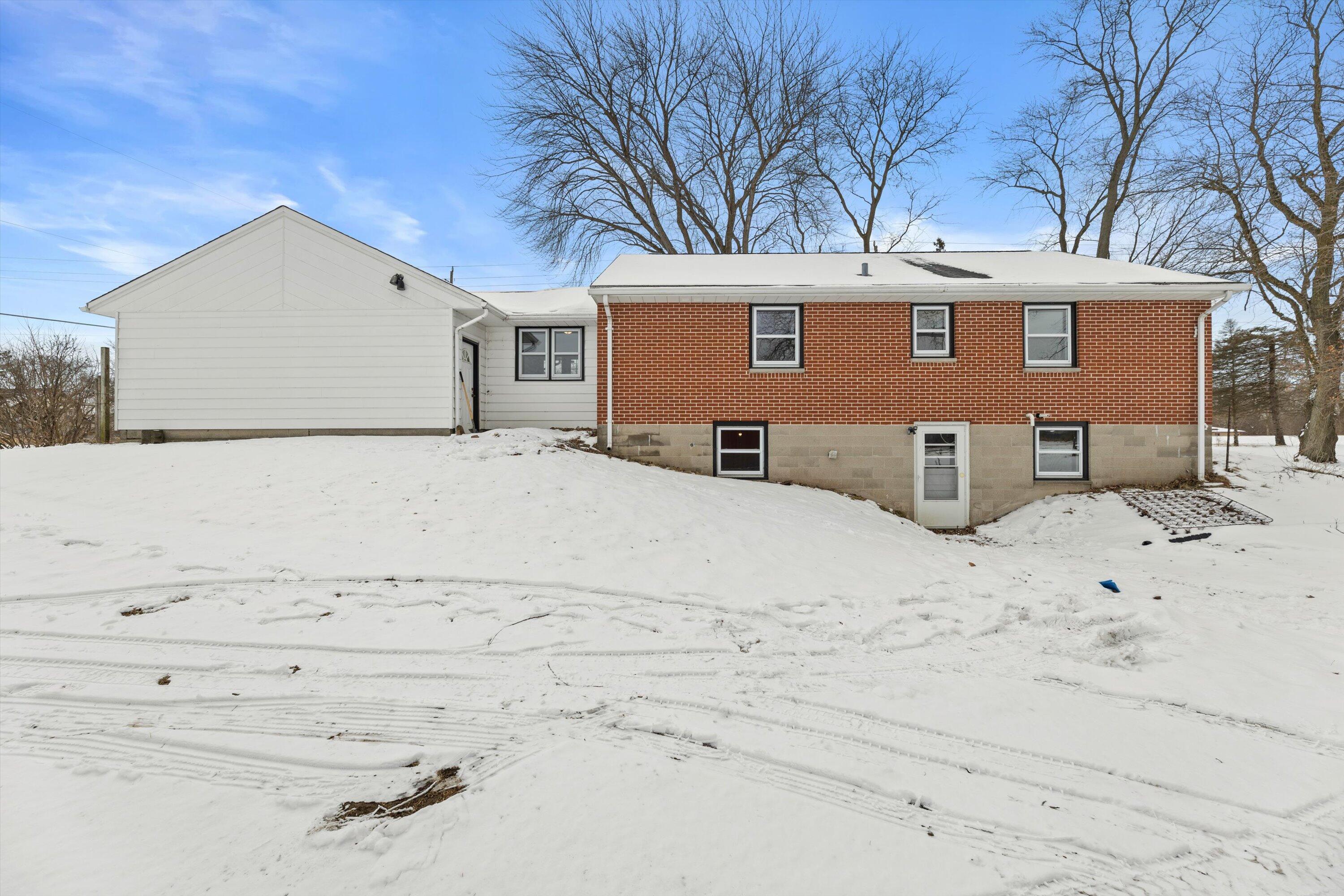 S46-w29780 Genesee Road Waukesha, WI 53189 - Photo 45 of 53 47-IMG_0238