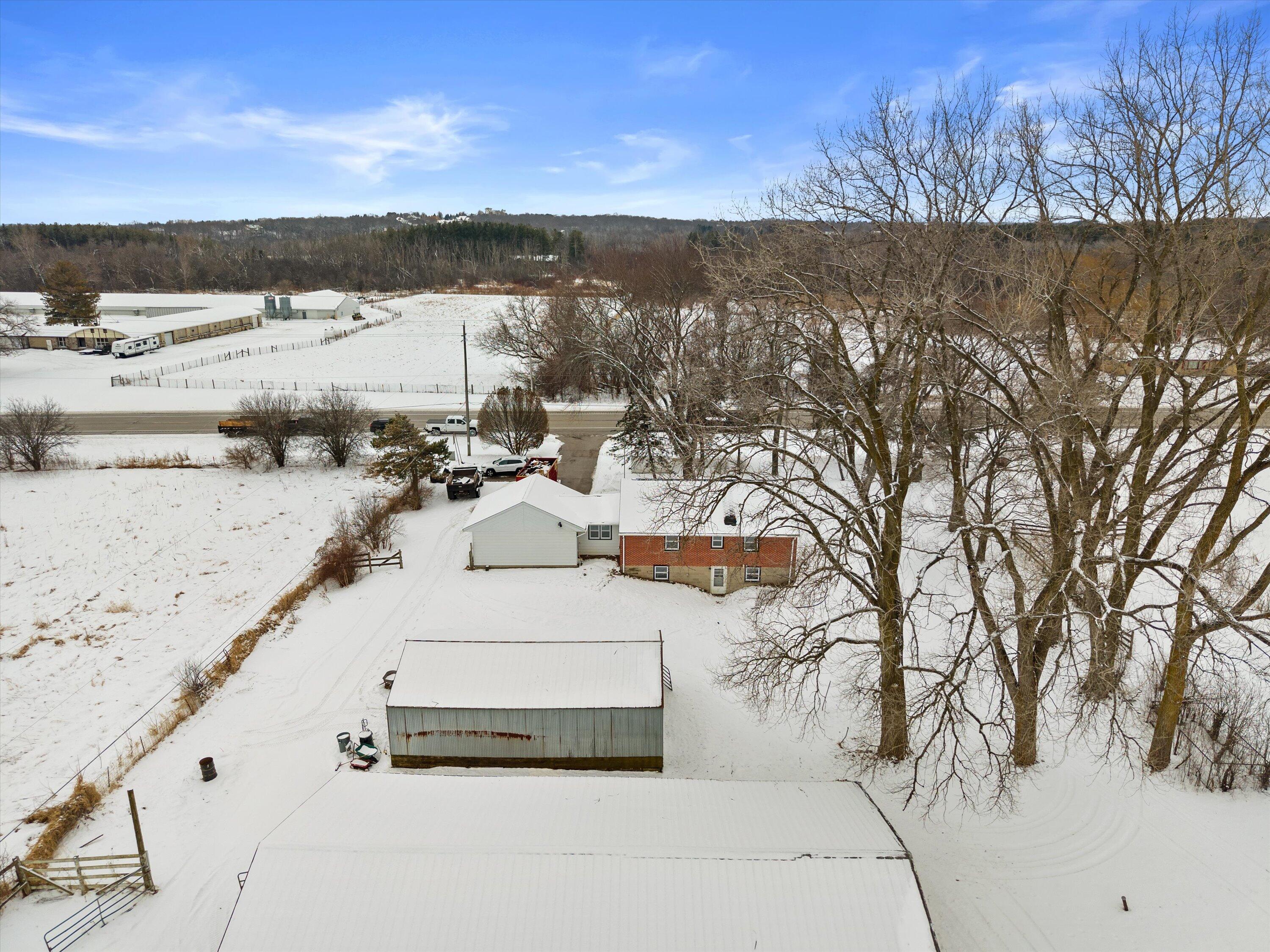 S46-w29780 Genesee Road Waukesha, WI 53189 - Photo 10 of 53 08-DJI_20260206101700_0291_D