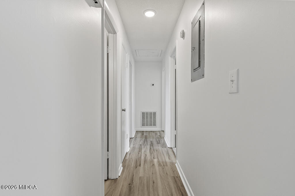 417 Stanley Street Perry, GA 31069 - Photo 16 of 24 Hallway