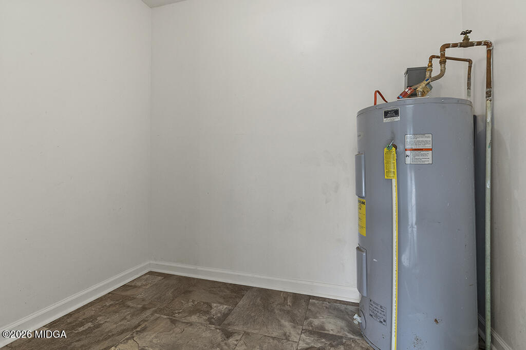 417 Stanley Street Perry, GA 31069 - Photo 9 of 24 Storage room