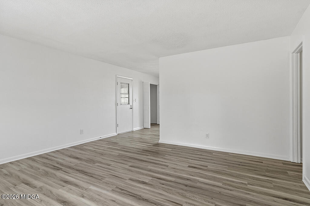 417 Stanley Street Perry, GA 31069 - Photo 10 of 24 Living room