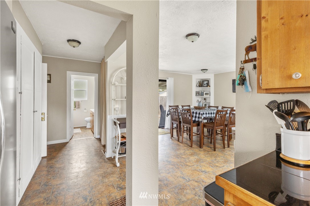 915 Clarke Road Aberdeen, WA 98520 - Photo 11 of 32 Gallery Image 11