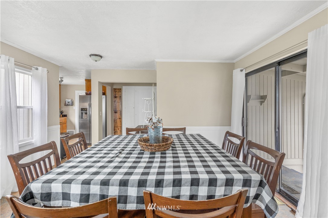 915 Clarke Road Aberdeen, WA 98520 - Photo 12 of 32 Gallery Image 12