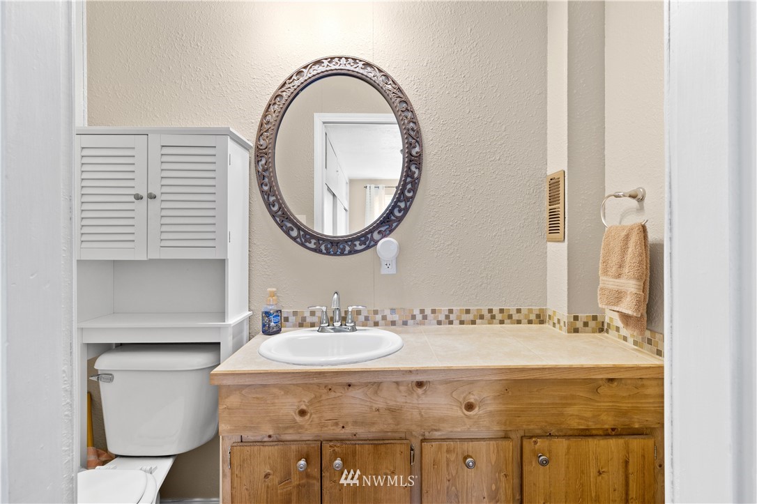 915 Clarke Road Aberdeen, WA 98520 - Photo 17 of 32 Gallery Image 17