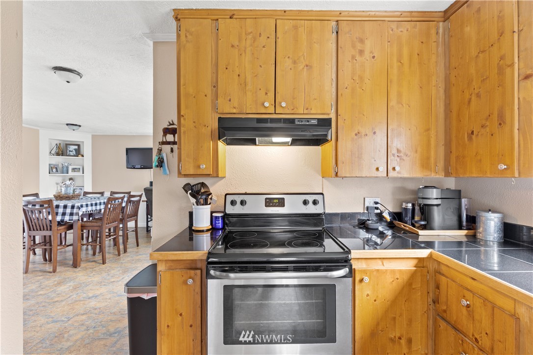 915 Clarke Road Aberdeen, WA 98520 - Photo 10 of 32 Gallery Image 10