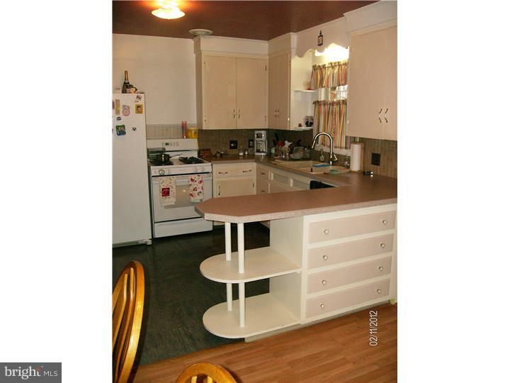 501 Sutherland Road Ewing, NJ 08618 - Photo 2 of 8 Kitchen