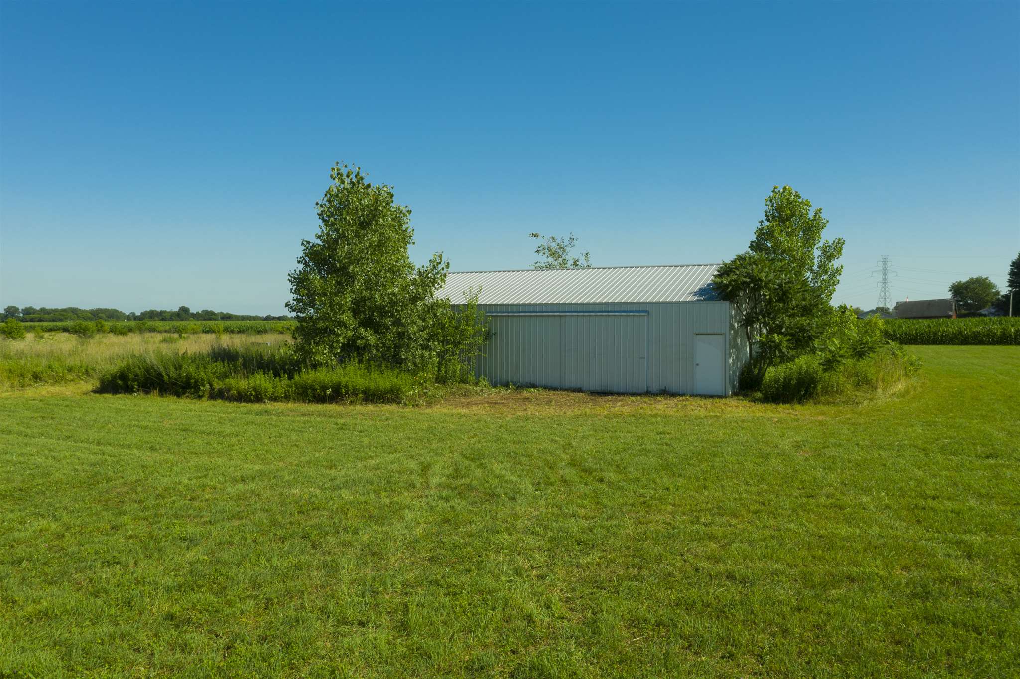 56060 Tulip Road New Carlisle, IN 46552 - Photo 11 of 17 Gallery Image 11