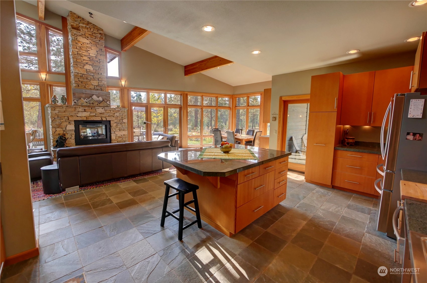58 Foster Loop Road Winthrop, WA 98862 - Photo 12 of 40 Gallery Image 12
