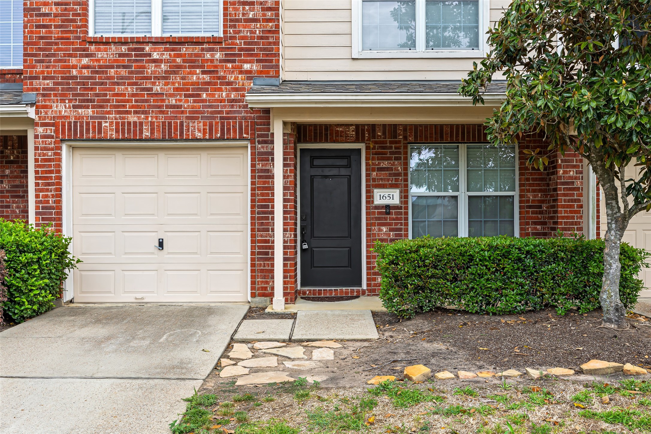 1651 Grable Cove Lane Spring, TX 77379 - Photo 4 of 20