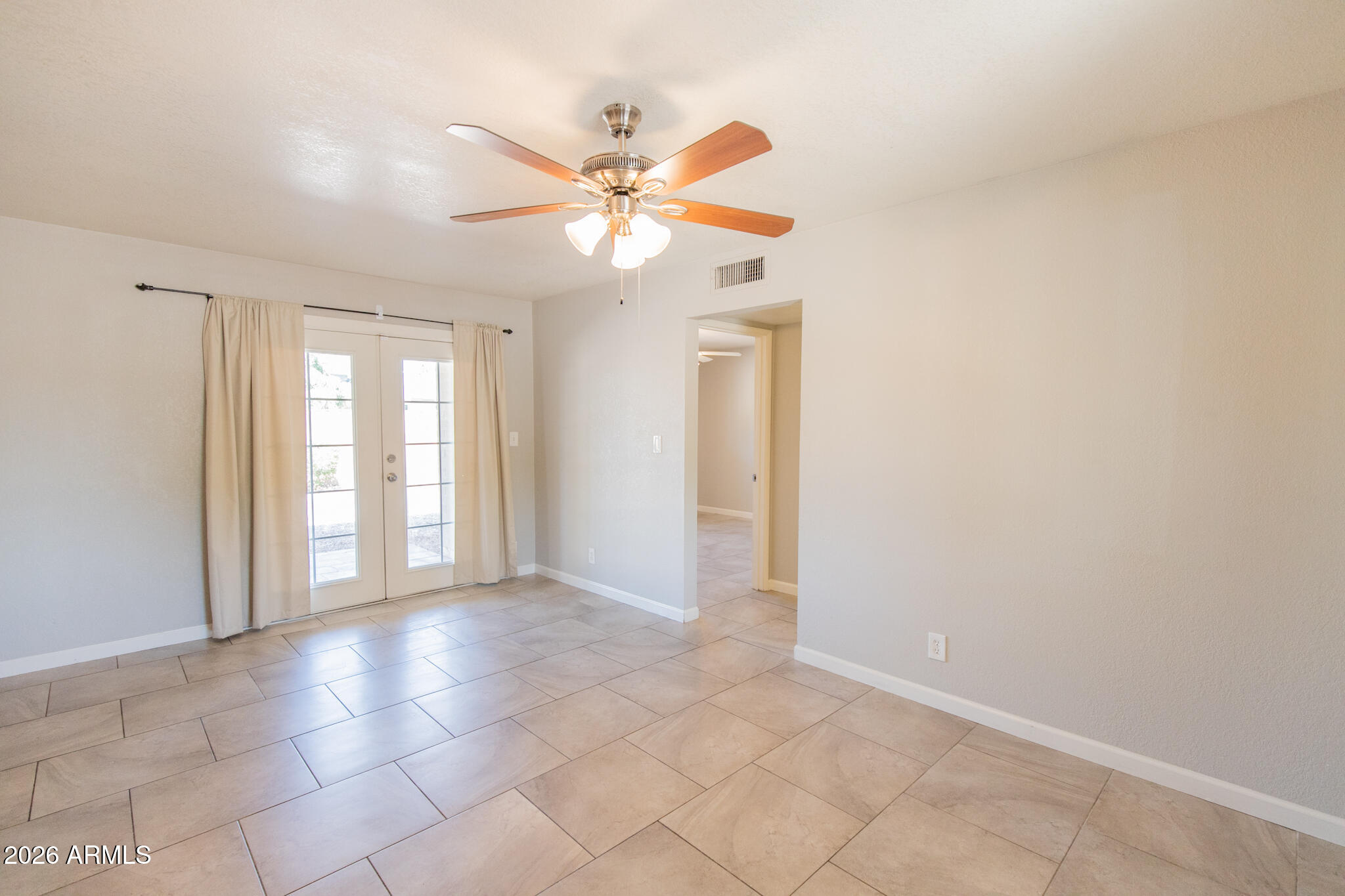 1620 South Hardy Drive Tempe, AZ 85281 - Photo 11 of 22 10