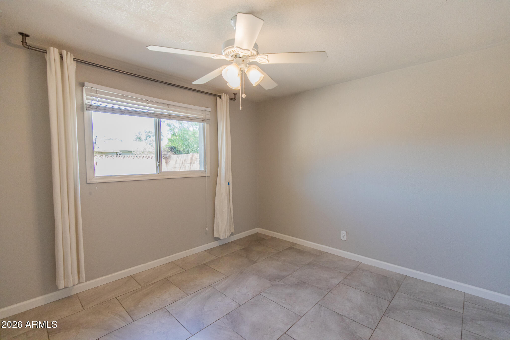 1620 South Hardy Drive Tempe, AZ 85281 - Photo 15 of 22 14