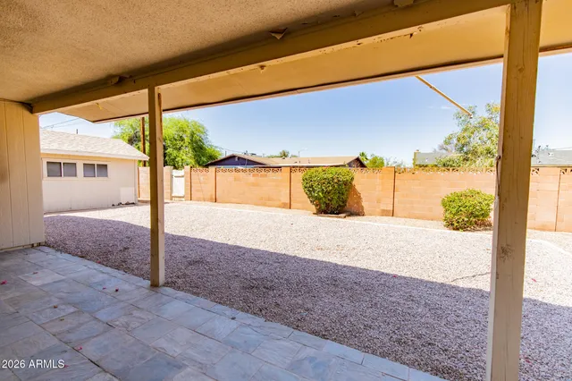 $2,500 | 1620 South Hardy Drive, Tempe, AZ 85281