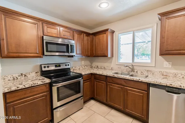 $2,500 | 1620 South Hardy Drive, Tempe, AZ 85281