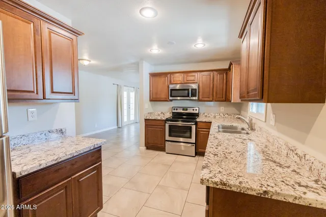 $2,500 | 1620 South Hardy Drive, Tempe, AZ 85281