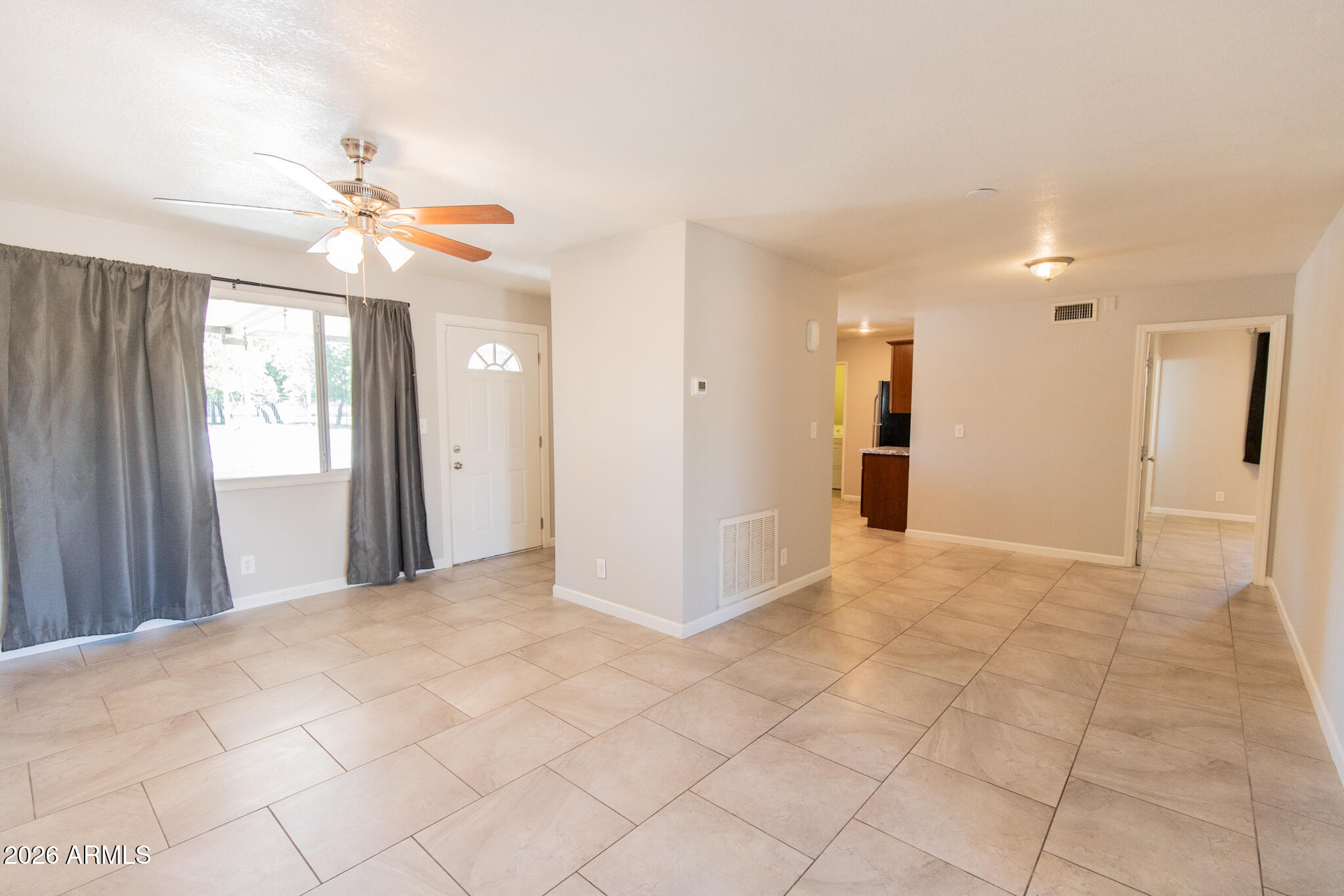 1620 South Hardy Drive Tempe, AZ 85281 - Photo 8 of 22 07