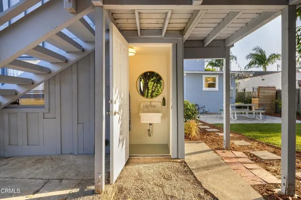 $1,222,000 | 1867 Poli Street, Ventura, CA 93001