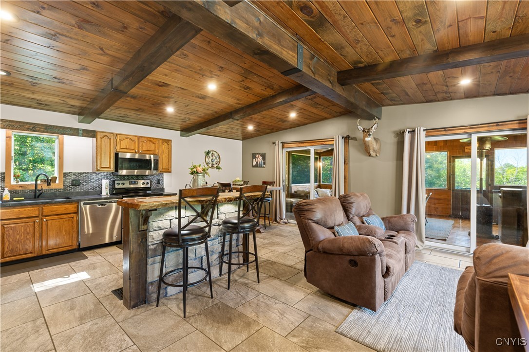 11090 Bell Hill Road Deerfield, NY 13502 - Photo 24 of 48