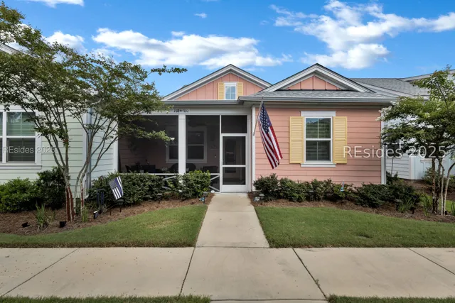 $379,500 | 756 Beachcomber Boulevard, Unit 102, Hardeeville, SC 29927