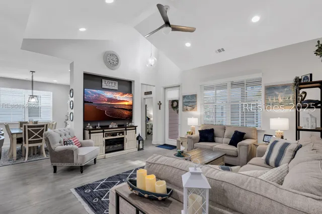 $379,500 | 756 Beachcomber Boulevard, Unit 102, Hardeeville, SC 29927