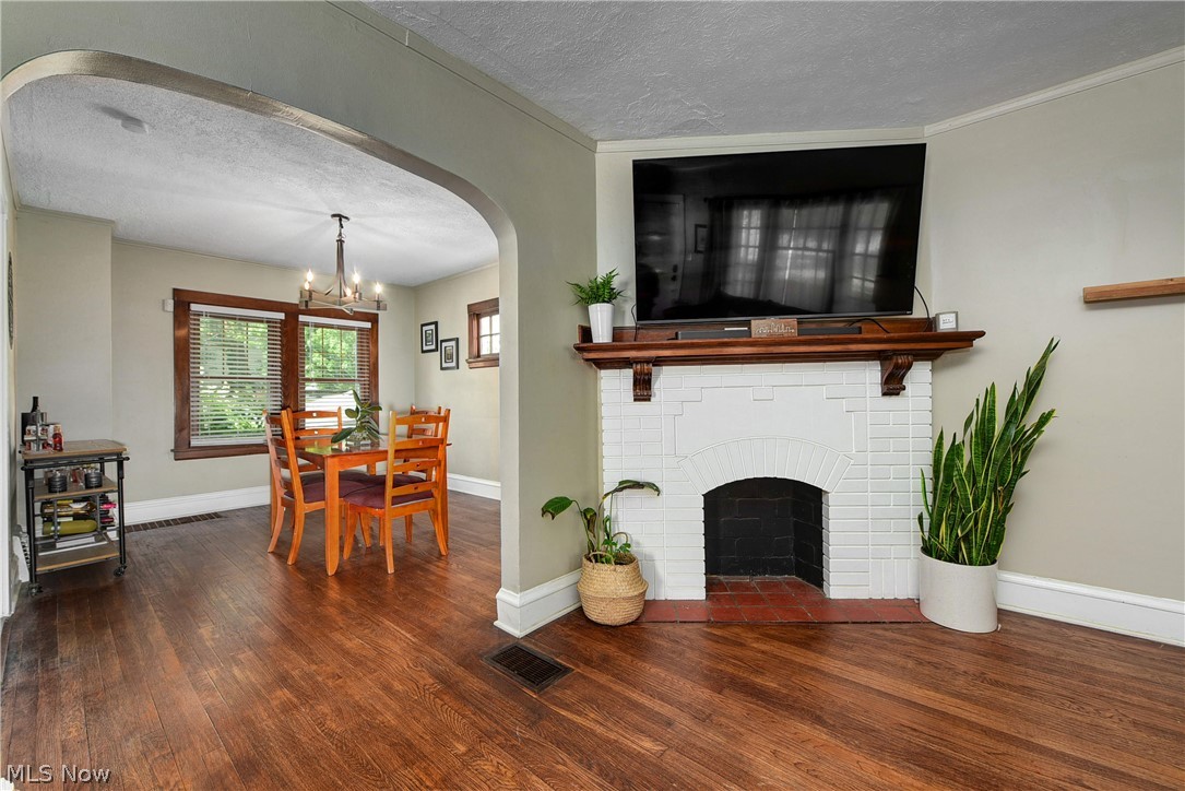 3530 Attica Road Cleveland, OH 44111 - Photo 8 of 47 Decorative fireplace