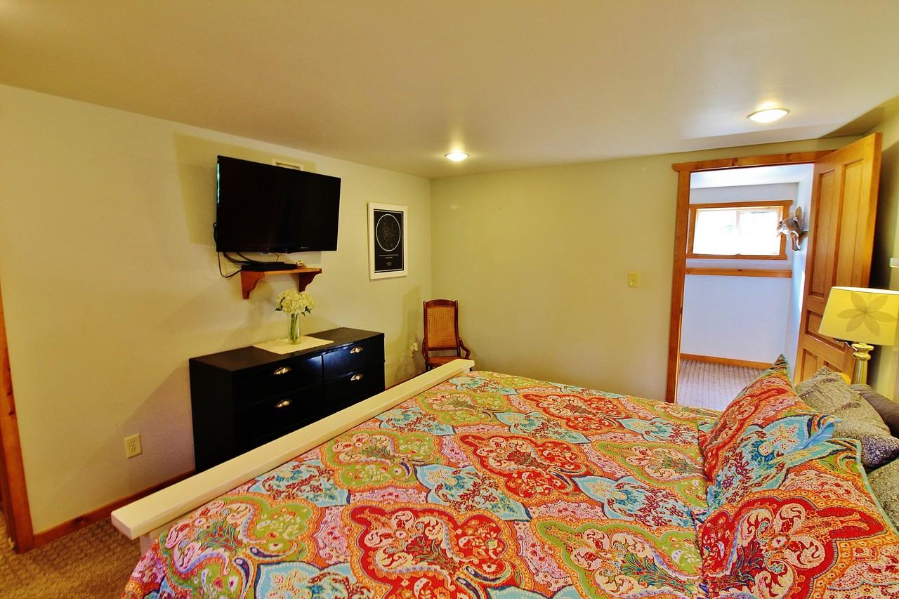 1096 Chickaree Lake Road Eagle River, WI 54521 - Photo 15 of 37 Gallery Image 15