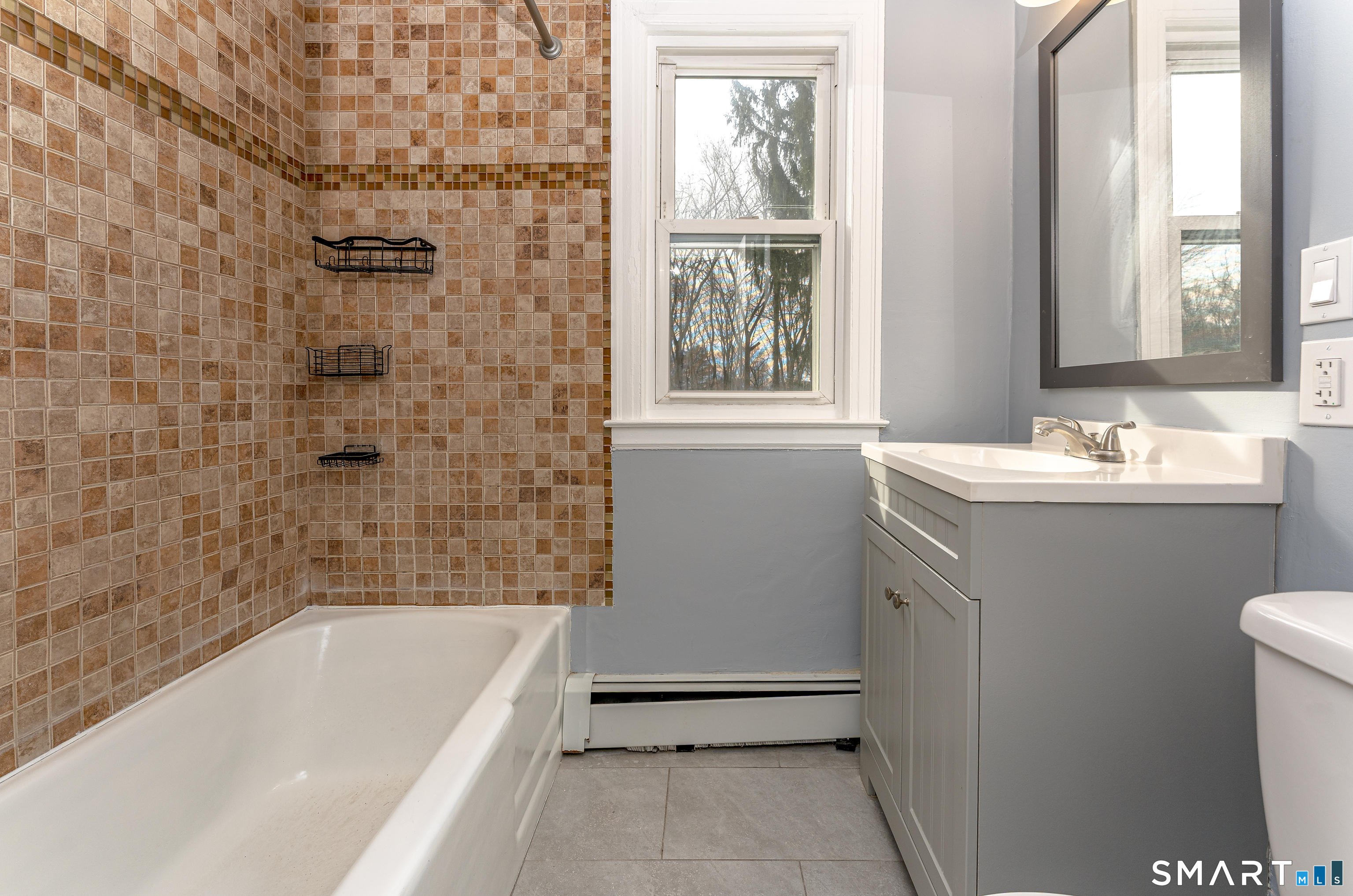 216 Madison Street Waterbury, CT 06706 - Photo 12 of 31