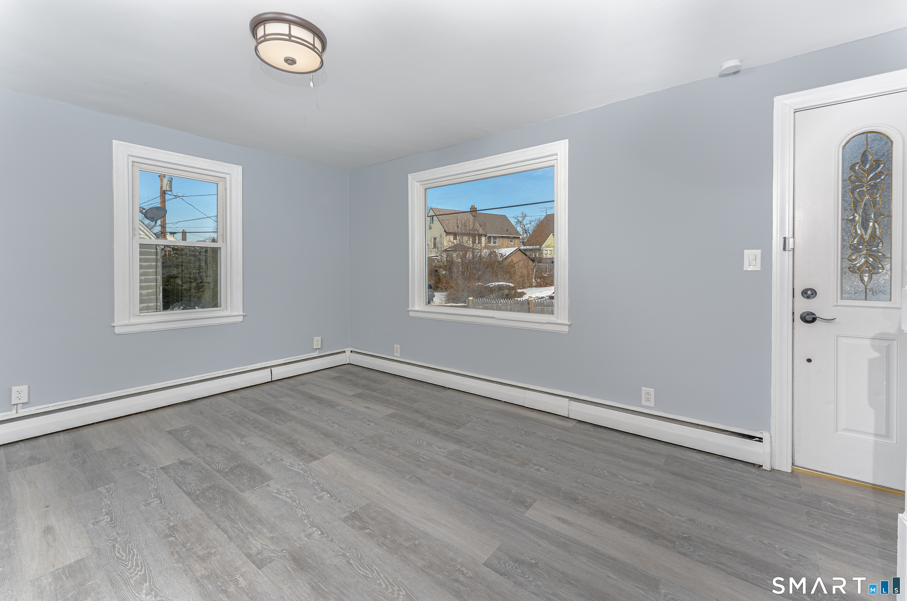 216 Madison Street Waterbury, CT 06706 - Photo 5 of 31