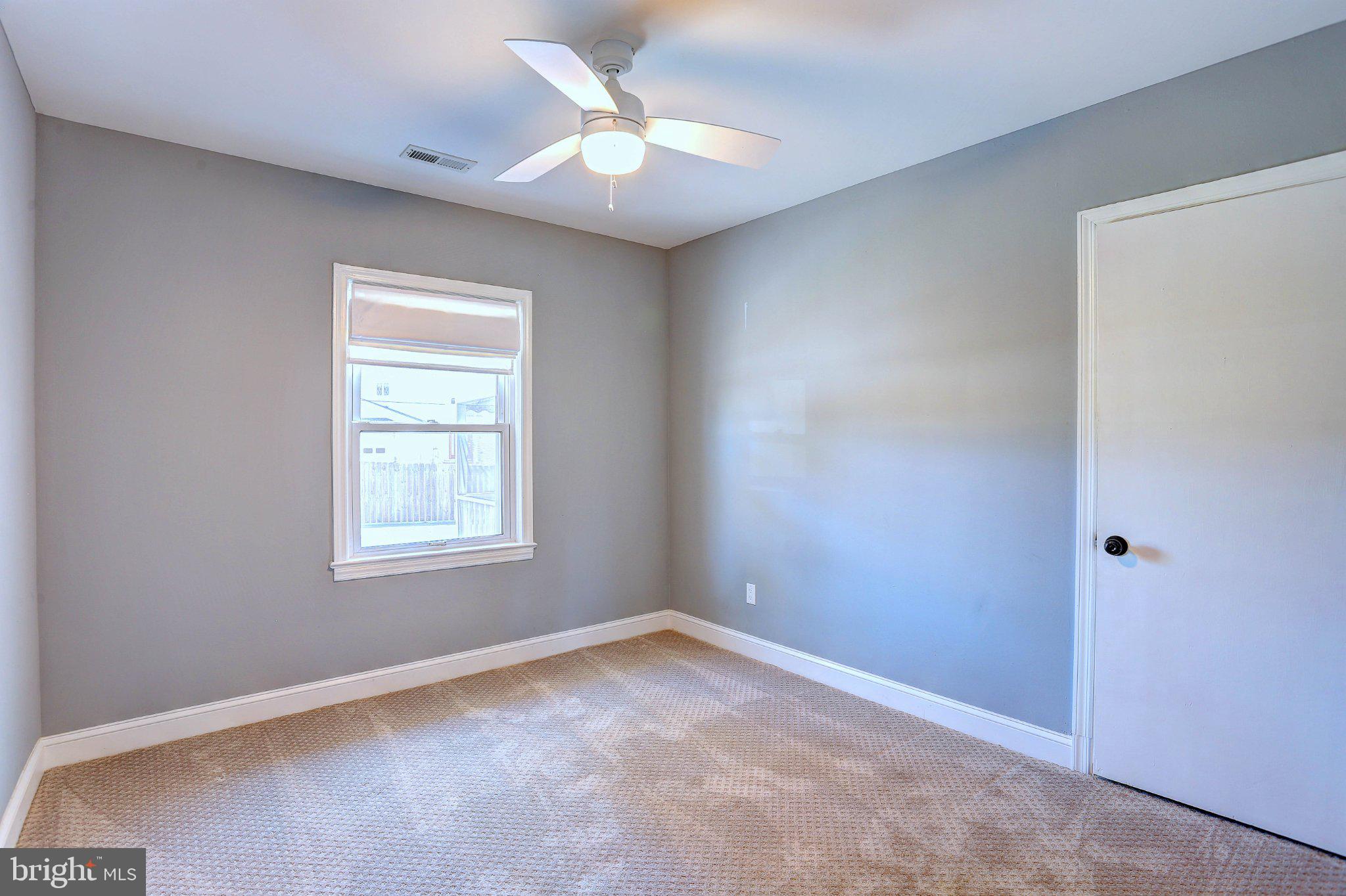 8231 Fort Smallwood Road Baltimore, MD 21226 - Photo 23 of 48 Gallery Image 23