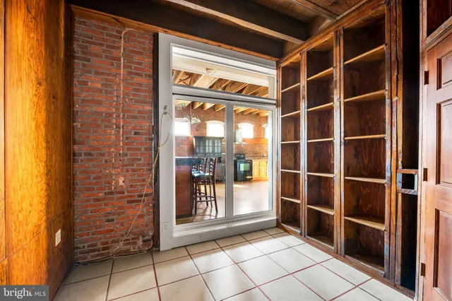 $775,000 | 337 East Hamburg Street, Baltimore, MD 21230