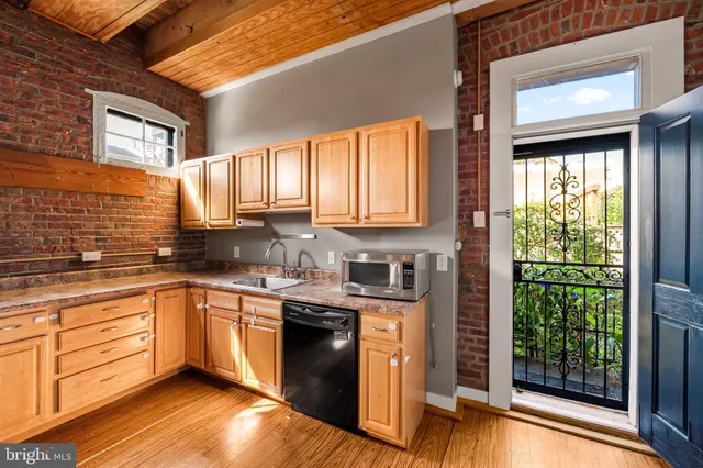 $775,000 | 337 East Hamburg Street, Baltimore, MD 21230