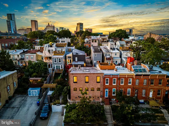 $775,000 | 337 East Hamburg Street, Baltimore, MD 21230