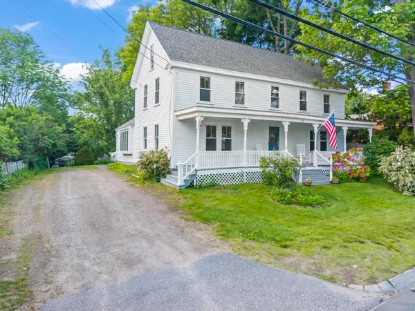 $495,000 | 84 Federal Street, Wiscasset, ME 04578
