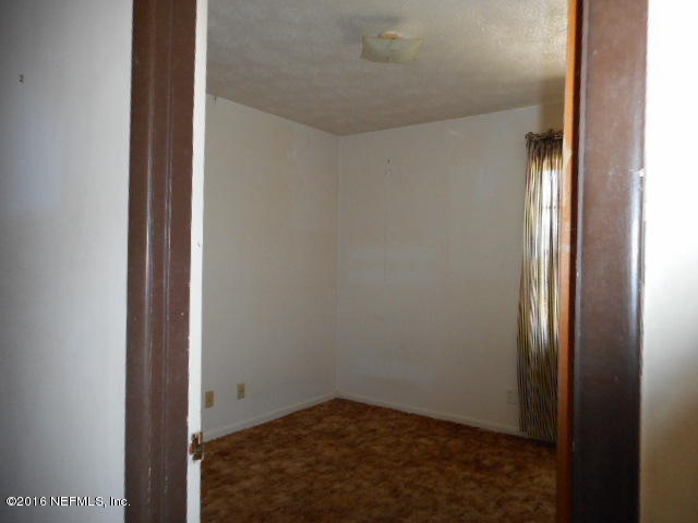 6118 Bizier Road Jacksonville, FL 32244 - Photo 7 of 13 DSCN0150