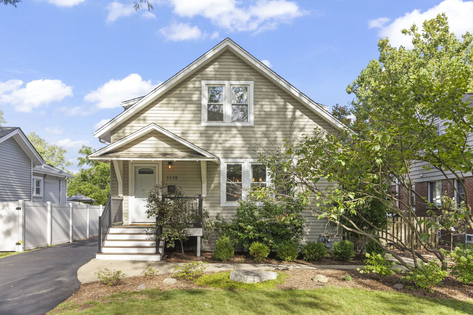 1119 Santa Rosa Avenue Wheaton, IL 60187 - Photo 32 of 35 Gallery Image 32