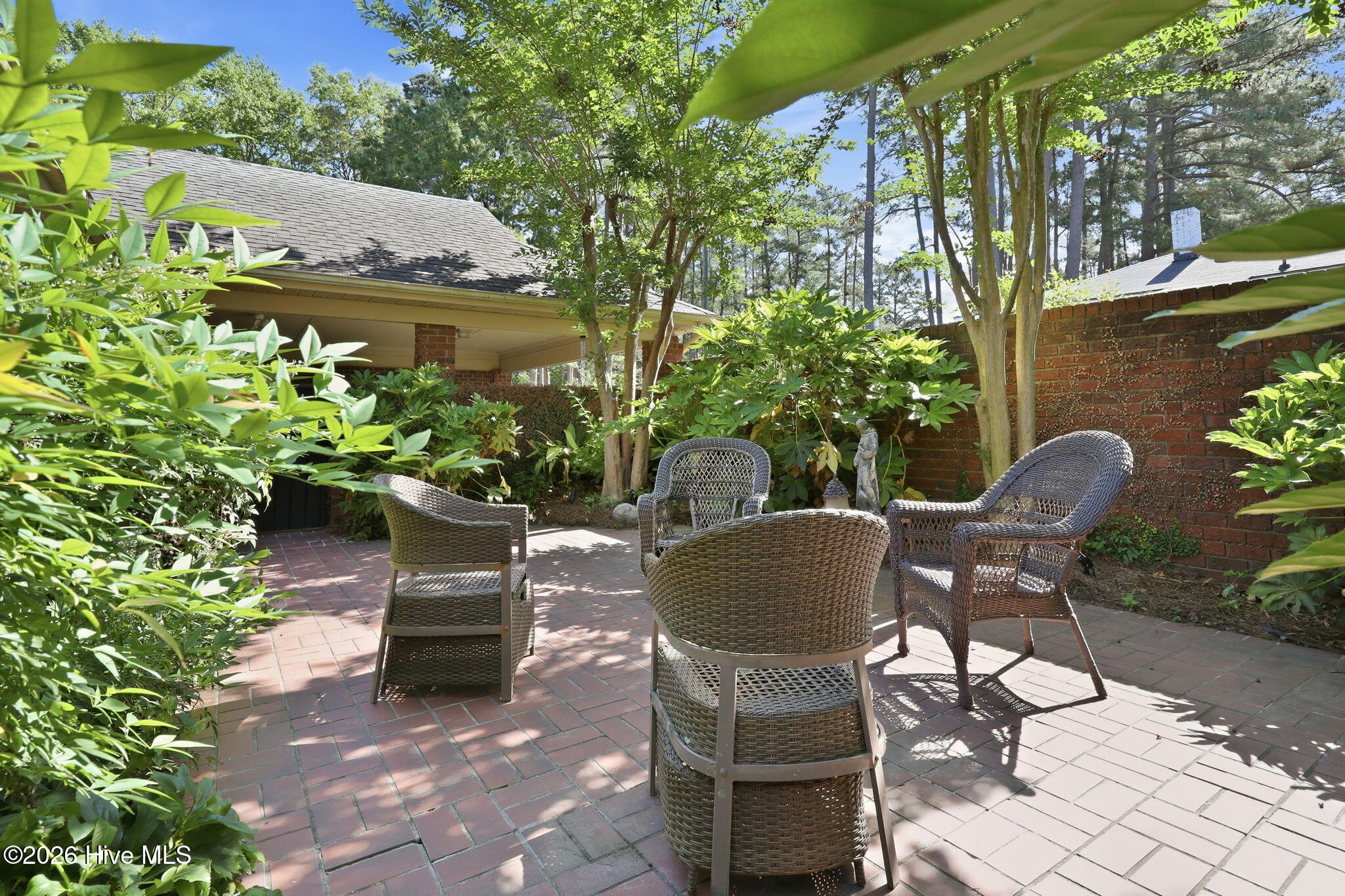 813 Greenbriar Road Kinston, NC 28501 - Photo 9 of 51 18-web-or-mls-IMG_0003