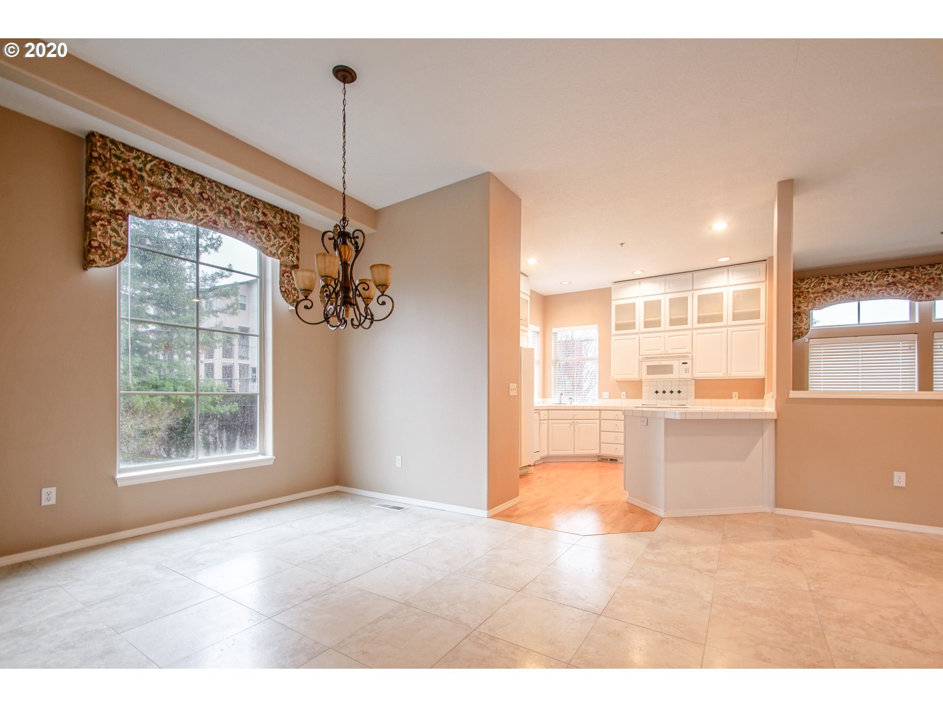 18690 Southwest Boones Ferry Road Tualatin, OR 97062 - Photo 6 of 32