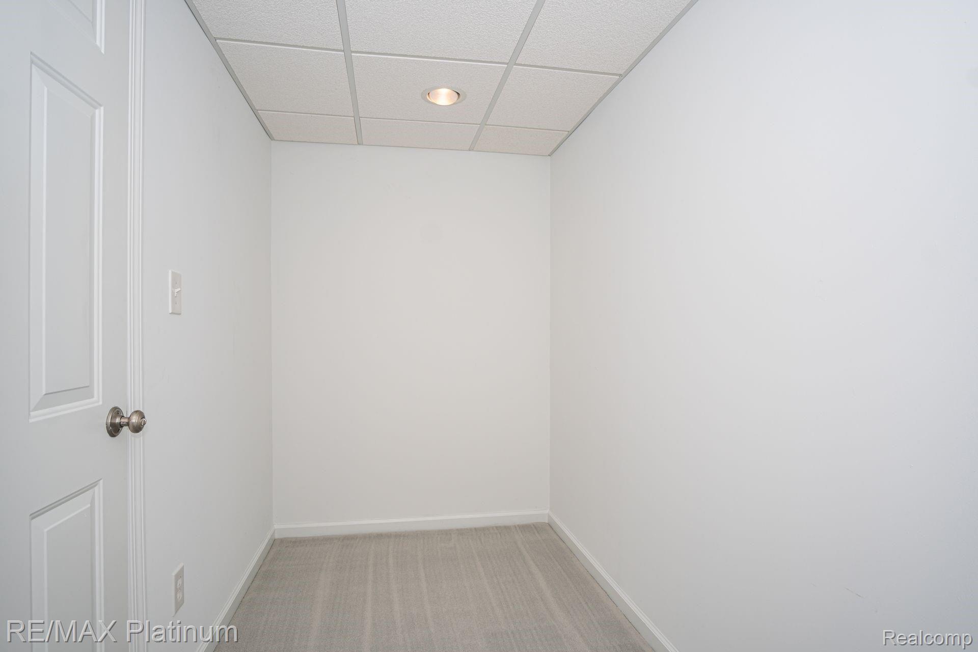 3038 County Farm Road Howell, MI 48843 - Photo 25 of 37 23.jpg