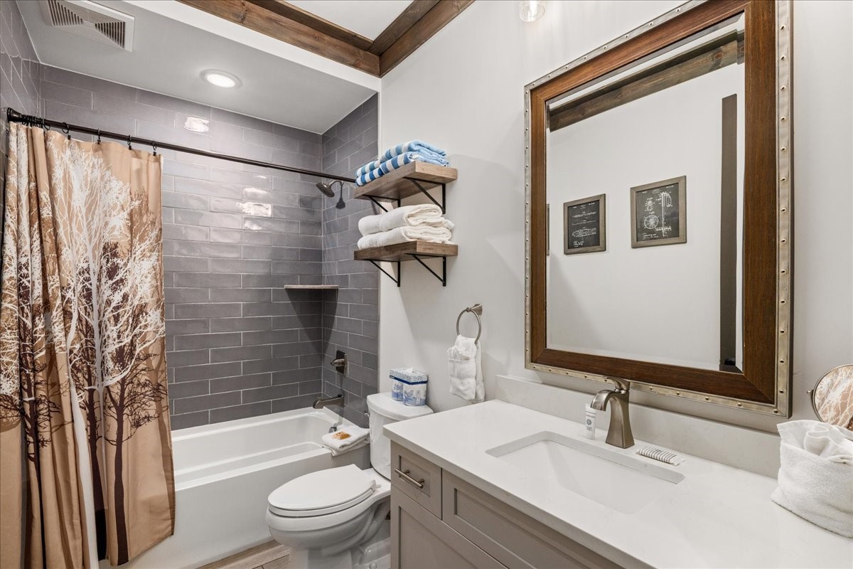 7 Lake Ridge Circle, Unit 1818 Keystone, CO 80435 - Photo 17 of 29 Gallery Image 17