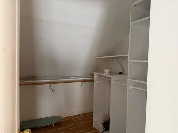 a view of walk in closet