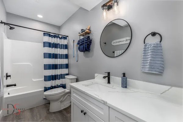 $439,900 | 100 Great Loop E Drive, Unit 34, Ottawa, IL 61350