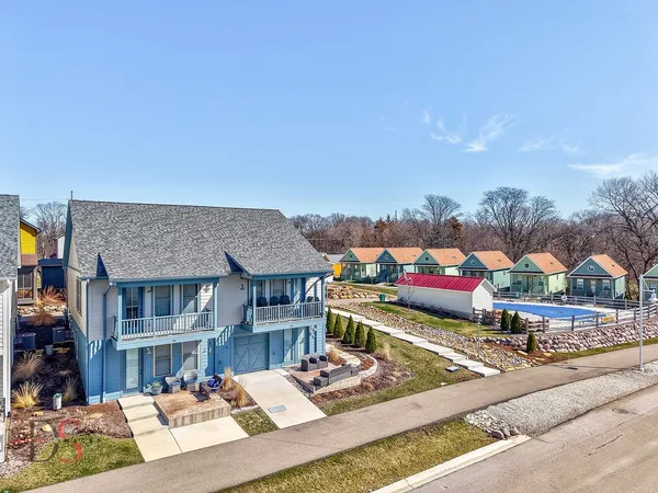 $439,900 | 100 Great Loop E Drive, Unit 34, Ottawa, IL 61350