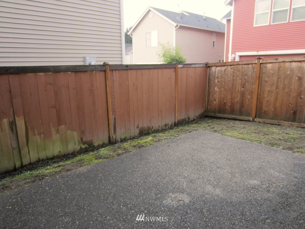 227 Ferndale Court Northeast Renton, WA 98056 - Photo 15 of 15