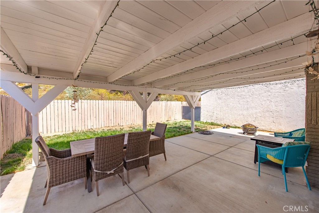 2450 Stow Street Simi Valley, CA 93063 - Photo 19 of 24