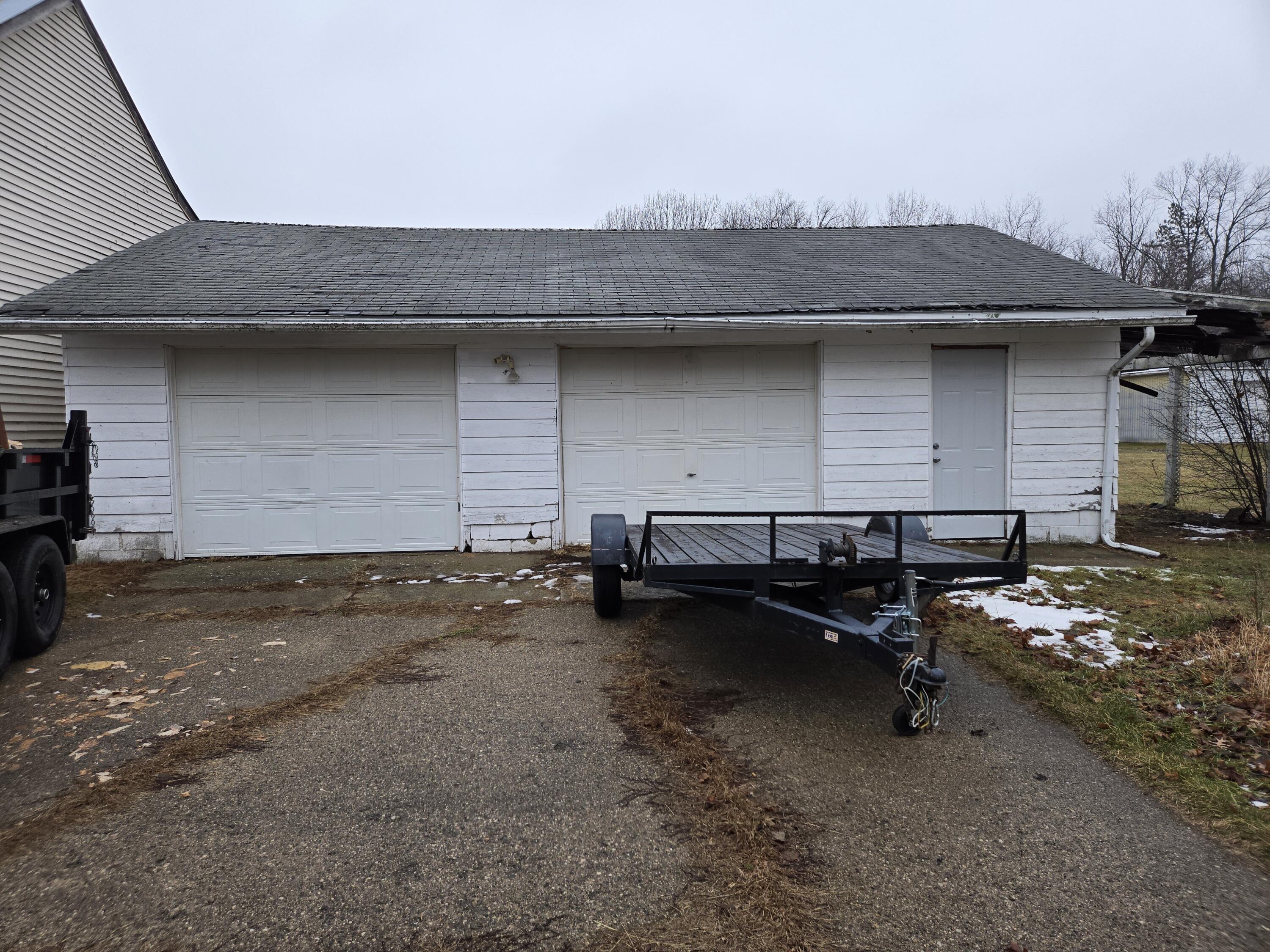 8662 South Stoney Lake Road Jackson, MI 49201 - Photo 47 of 59 2.5 Car Garage/shop