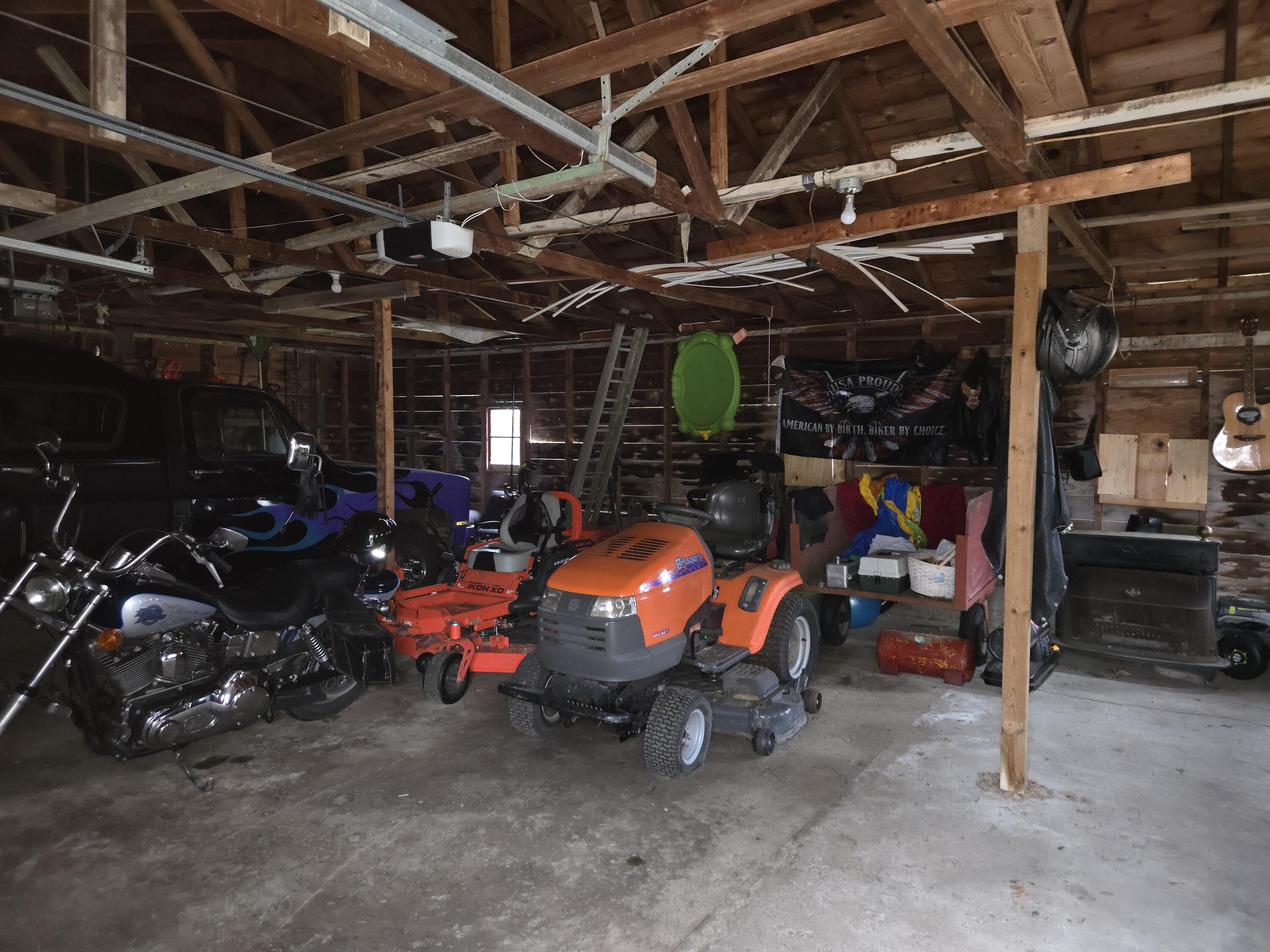 8662 South Stoney Lake Road Jackson, MI 49201 - Photo 48 of 59 20260107_114515